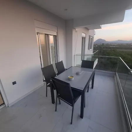Hanna's Villagio